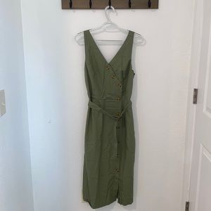 Time & Tru green midi dress